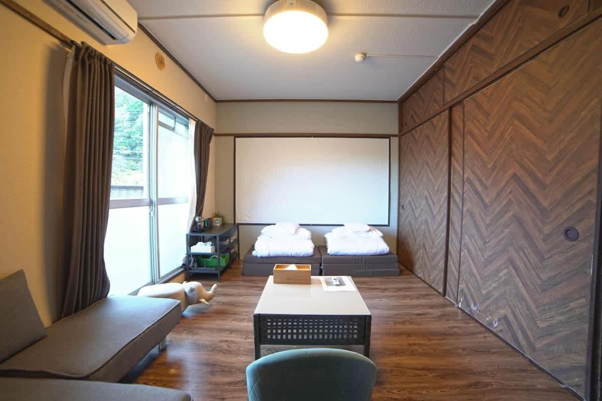 Route99 Yumoto 箱根湯本駅近山沿い川沿い 箱根湯本徒歩8分wifi 大人気ゲーム機無料 最大6名 無料駐車場 Leilighet Eksteriør bilde